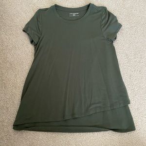 A Pea in the Pod maternity nursing shirt